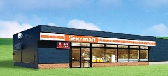 コンビニ　セイコーマート 草加マルエー店（コンビニ）まで73m
