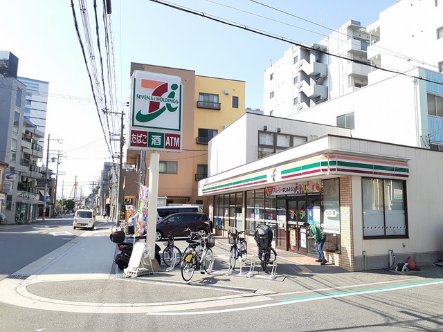 コンビニ　セブンイレブン大阪大淀中店（コンビニ）まで30m