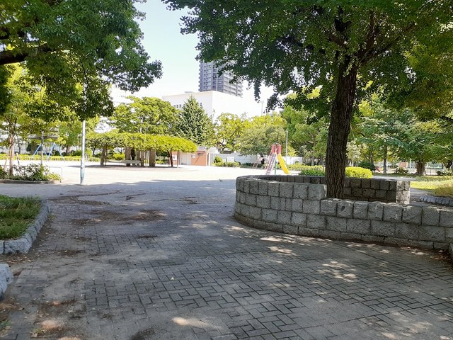 公園　浦江公園（公園）まで300m
