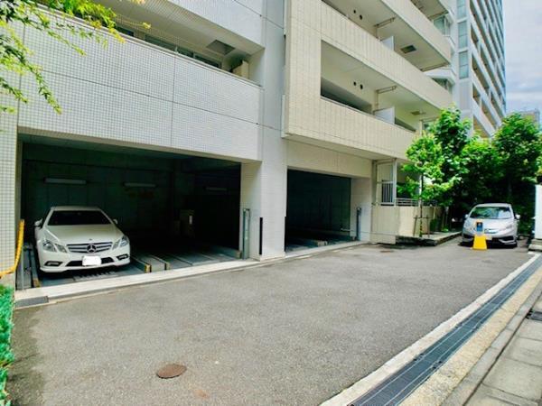 駐車場　カースペースがあります