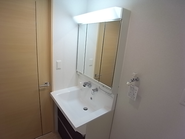 洗面設備　☆同型タイプのお部屋の写真になります☆