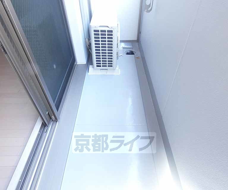 バルコニー　明るいバルコニーです。
