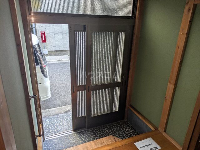 玄関