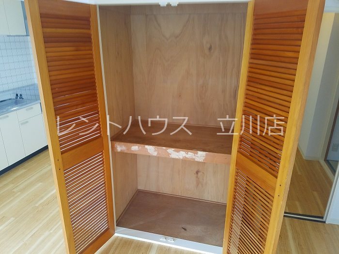 収納　同マンション別部屋参考写真です