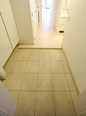 玄関　別タイプ部屋　参考写真です