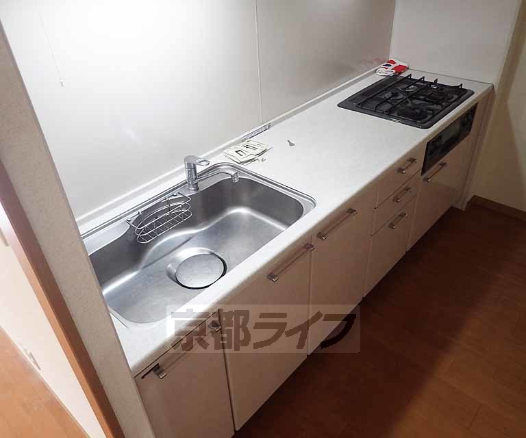 その他部屋・スペース　綺麗な廊下です。