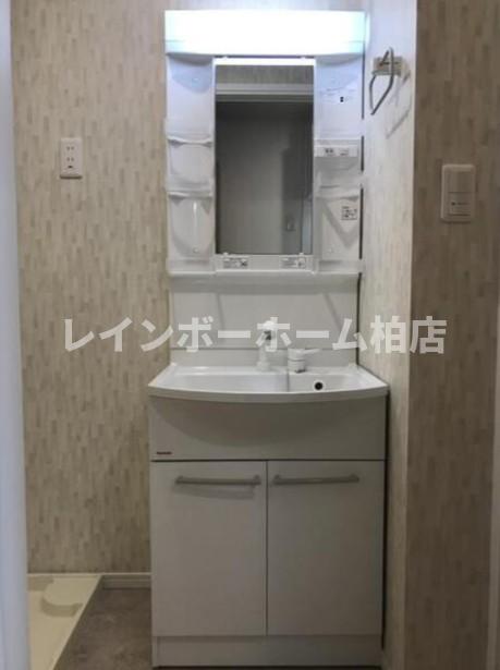 洗面設備　洗面所です
