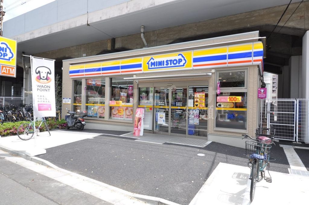コンビニ　ミニストップ亀有駅東店（コンビニ）まで260m