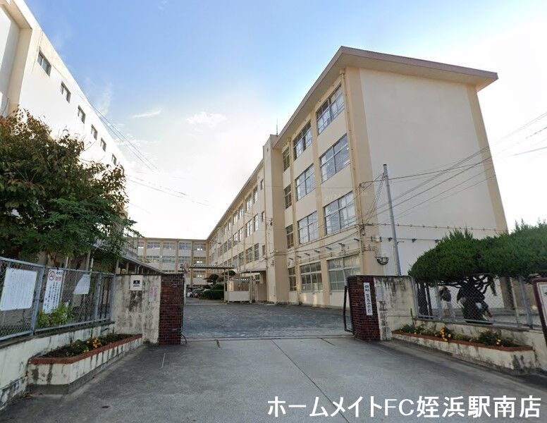 小学校　福岡市立賀茂小学校（小学校）まで420m