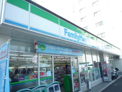 コンビニ　☆ファミリーマート 小倉中津口店（コンビニ）まで430m