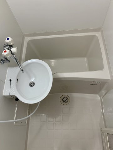 バス・シャワールーム　日々の疲れを癒すお風呂付です