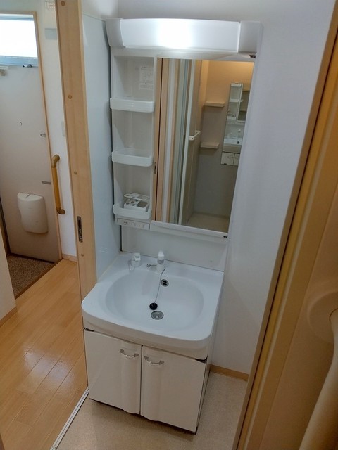 洗面設備　同仕様