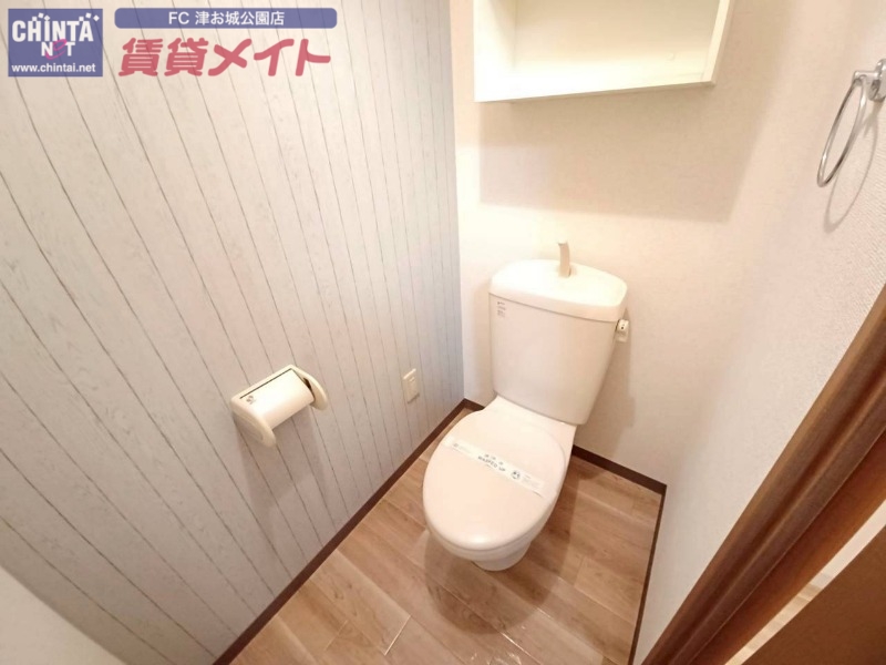 トイレ　別部屋参考写真です