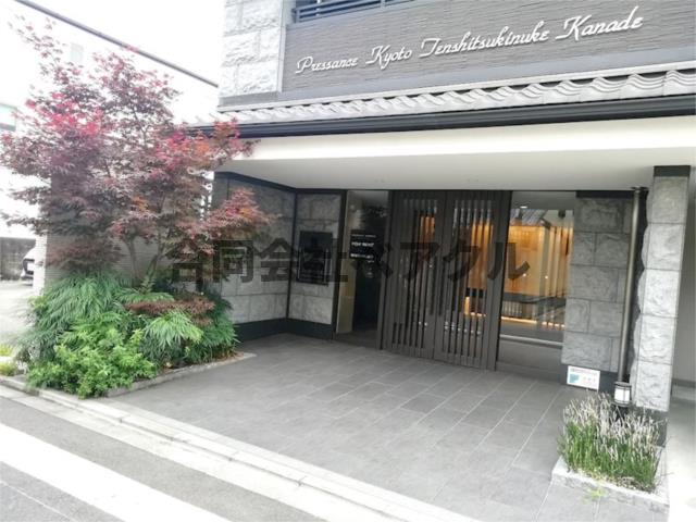 エントランス　清潔なエントランスです