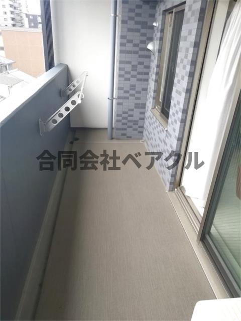 バルコニー　お洗濯にも便利なバルコニー付き