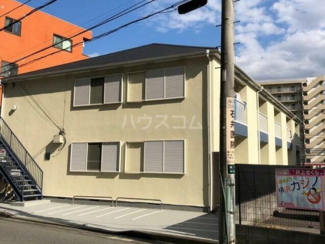 メゾンエトワールの外観写真