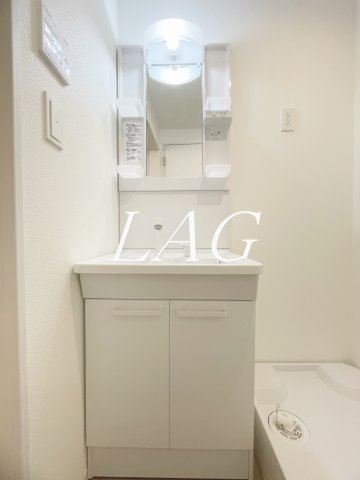 洗面設備　洗面台です。（同仕様です。）