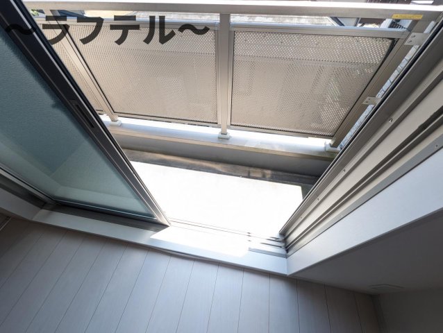 バルコニー　別部屋イメージ写真