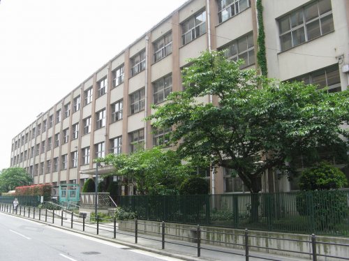 小学校　加賀屋東小学校（小学校）まで530m