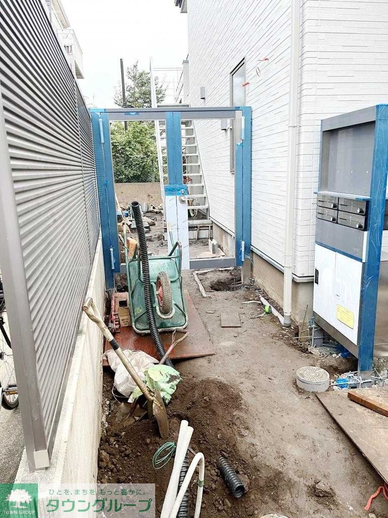 エントランス　庭