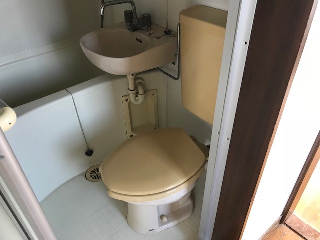 トイレ　別部屋