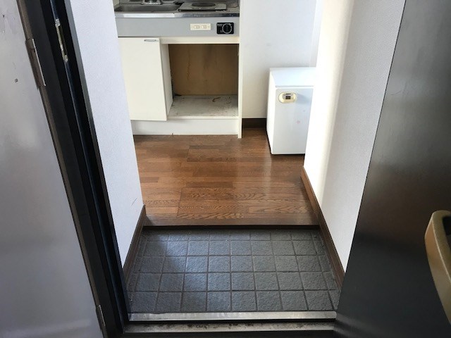 玄関　別部屋