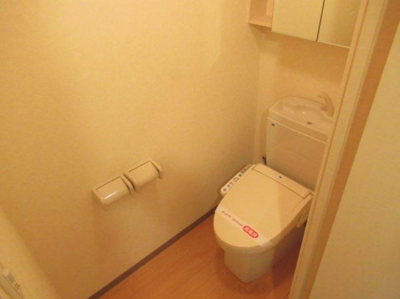 トイレ　※同物件・同タイプの写真です。