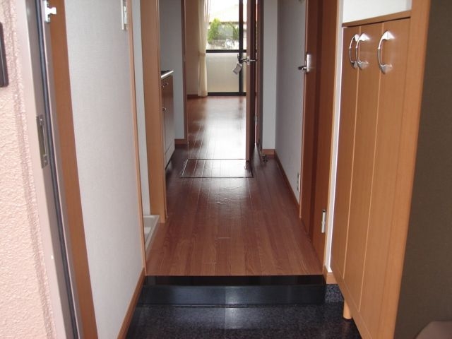 玄関　玄関（イメージ）