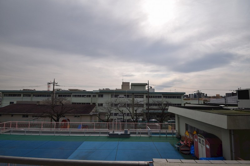 キッチン　収納たっぷりシステムキッチンです♪現況優先