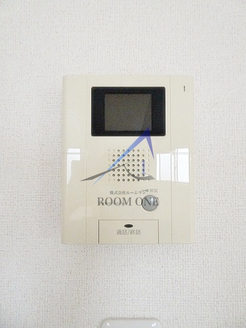 セキュリティ　モニター付きインターホンです。