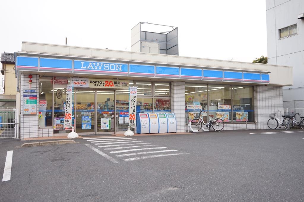 コンビニ　ローソン 足立神明南店（コンビニ）まで592m