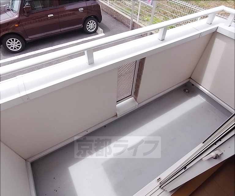 バルコニー　バルコニーは南側です！