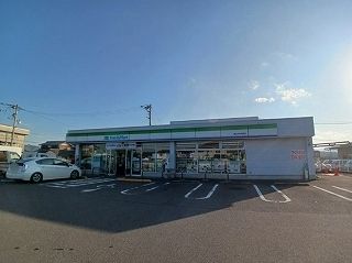コンビニ　ファミリーマート中筋店さん（コンビニ）まで650m