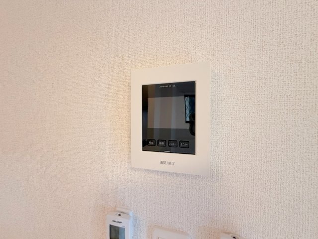 セキュリティ　TVモニターホンで来客が誰か確認してから開けて下さいね