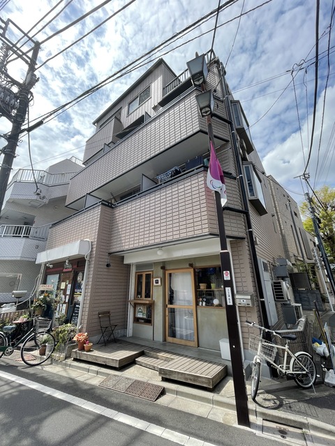 建物外観　★商店街沿い★　　　★鉄骨マンション★