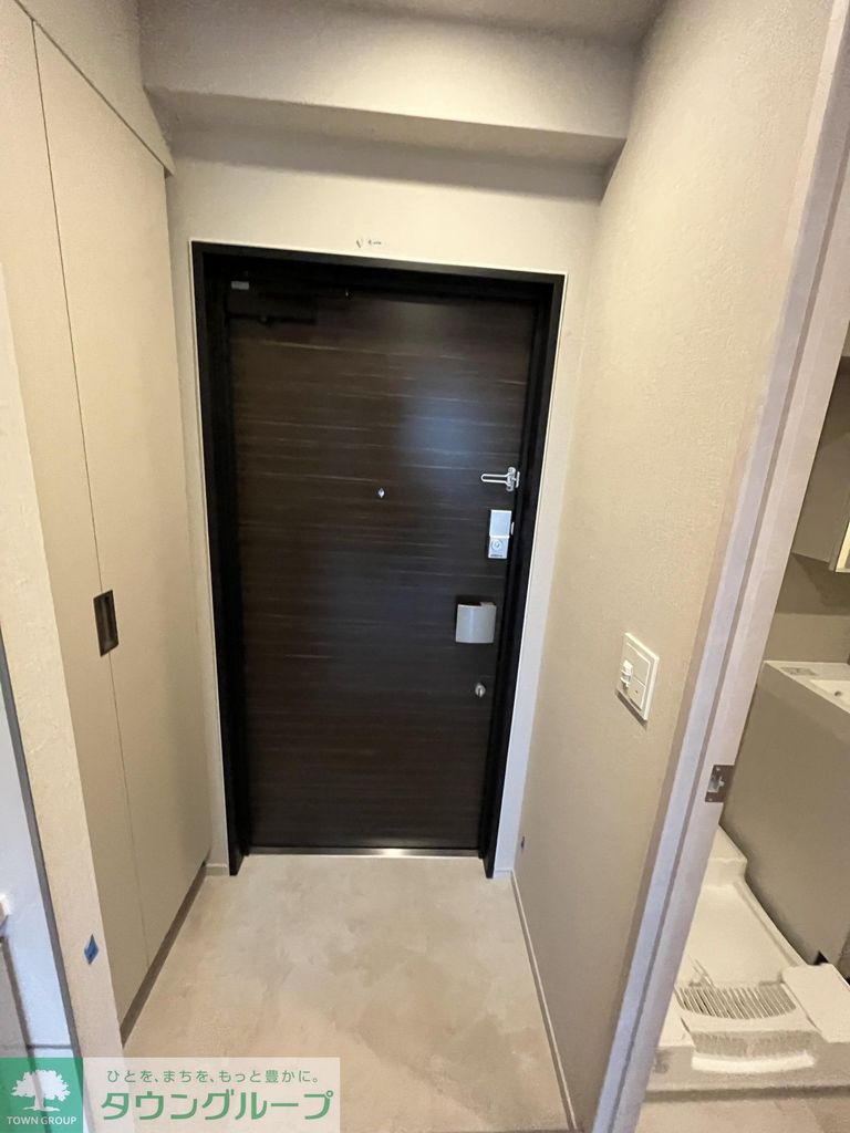 玄関　設備