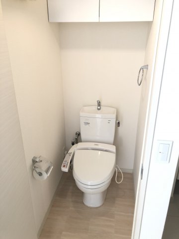 トイレ　落ち着いたトイレです