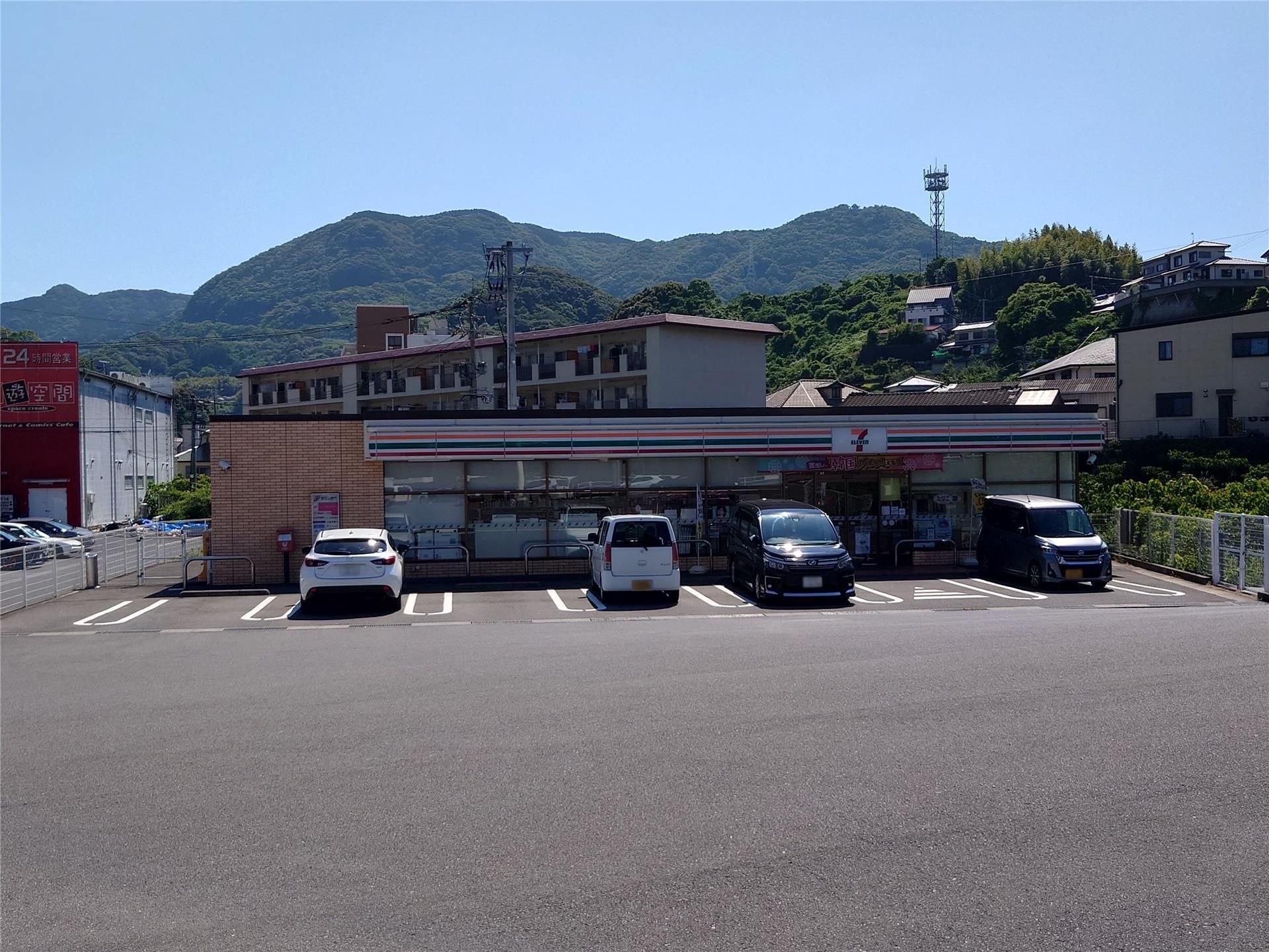 コンビニ　セブンイレブン時津左底郷店（コンビニ）まで669m