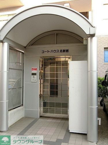 エントランス　エントランス　※2017年11月の写真