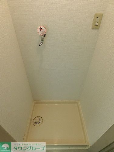 その他設備　室内洗濯機置場　※2017年11月の写真