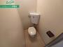 トイレ　同物件別部屋の写真