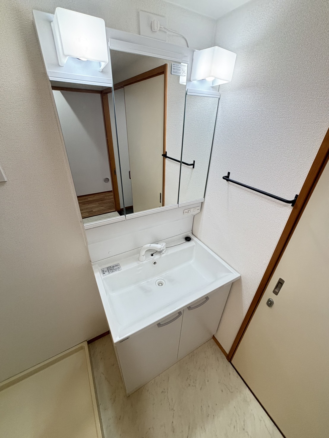 県住 南多聞台第6住宅3号棟の内装写真