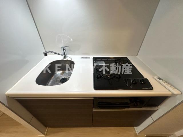 キッチン　コンパクトなキッチンで掃除もラクラク