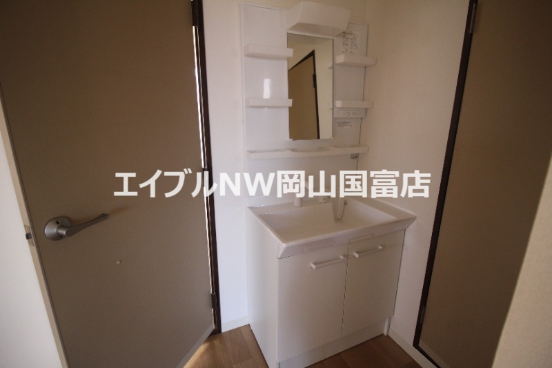 ファミーユ・ビボ Dの内装写真