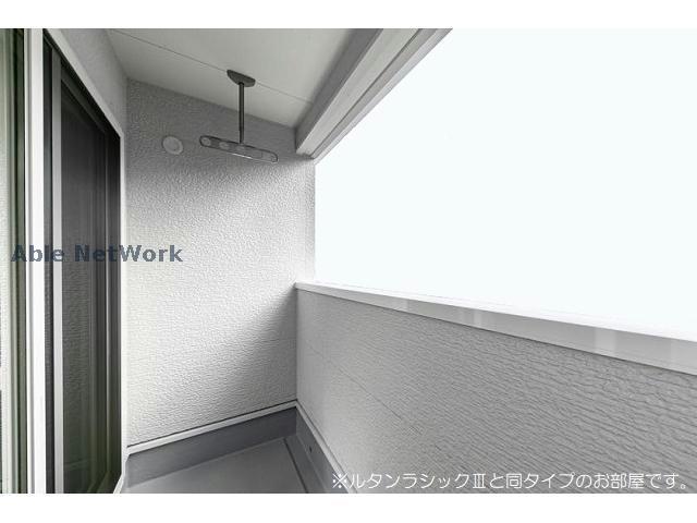 バルコニー　※同物件、別部屋の写真です