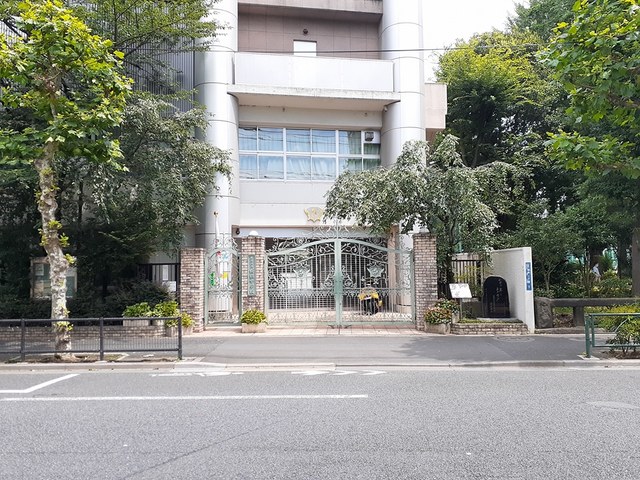 中学校　桜橋中学校（中学校）まで243m