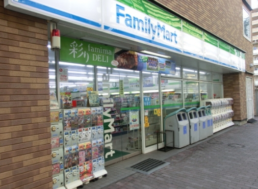コンビニ　ファミリーマートアネックス豊洲店（コンビニ）まで107m