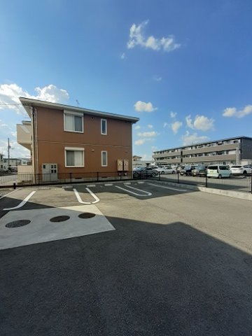 駐車場　駐車場完備です