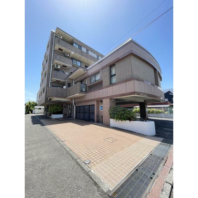 建物外観　現況優先