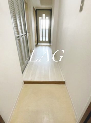 玄関　玄関です。